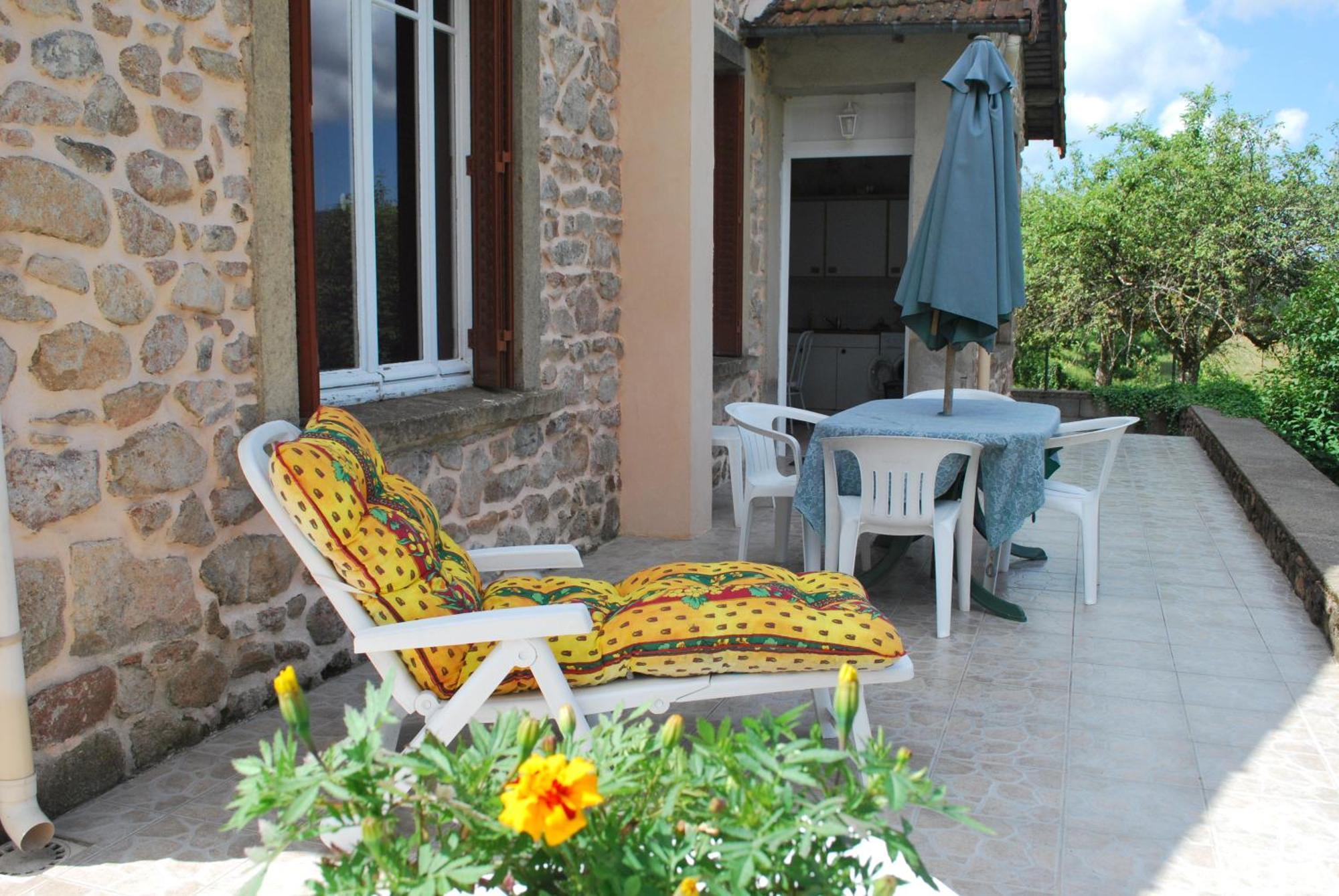 Des Sapins Apartment *